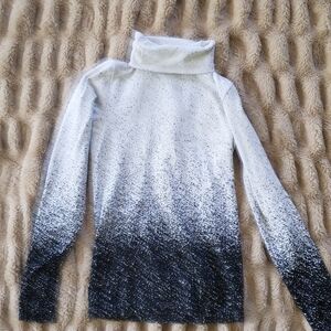 Athleta Black and white turtleneck womens long sleeve size XS